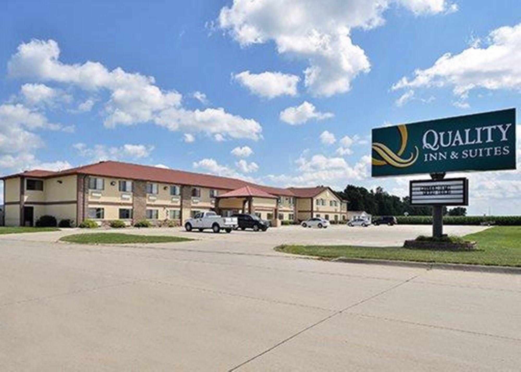 Quality Inn & Suites Grinnell Near University Zewnętrze zdjęcie