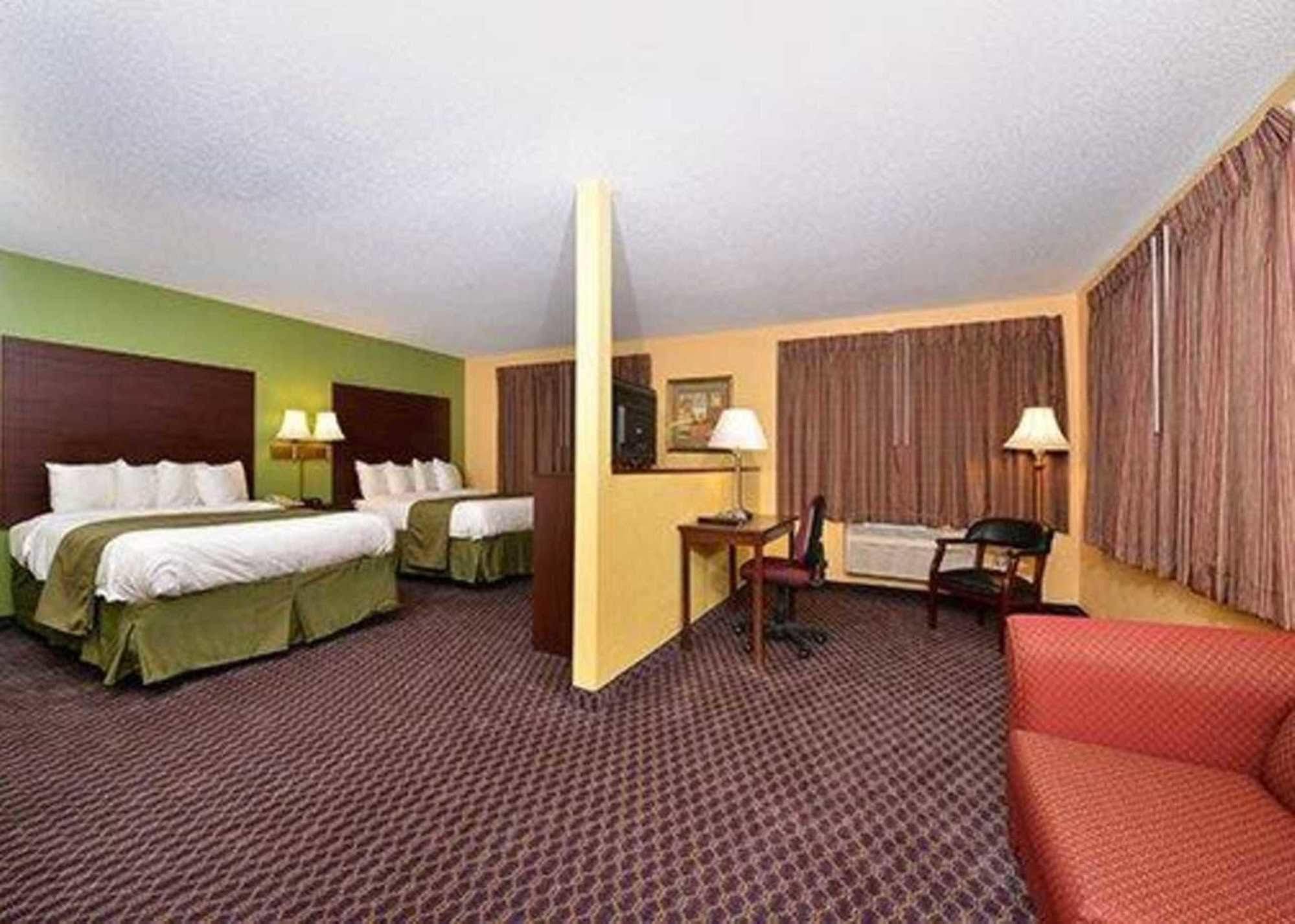 Quality Inn & Suites Grinnell Zewnętrze zdjęcie